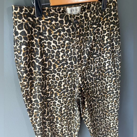 We the free, free people, size 31, animal
Print, leopard Jean leggings - Picture 3 of 9